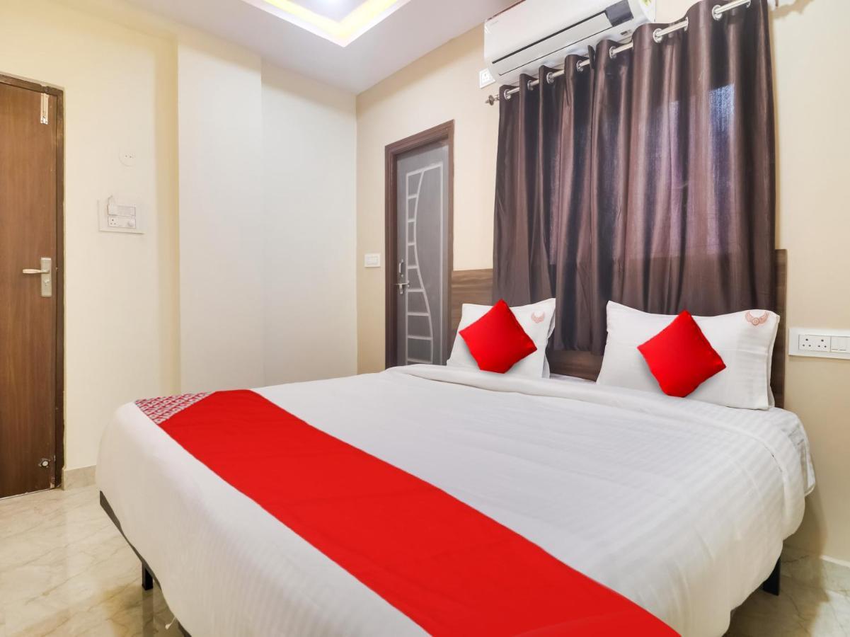 Hotel O Red Stone Hotels 海得拉巴 外观 照片