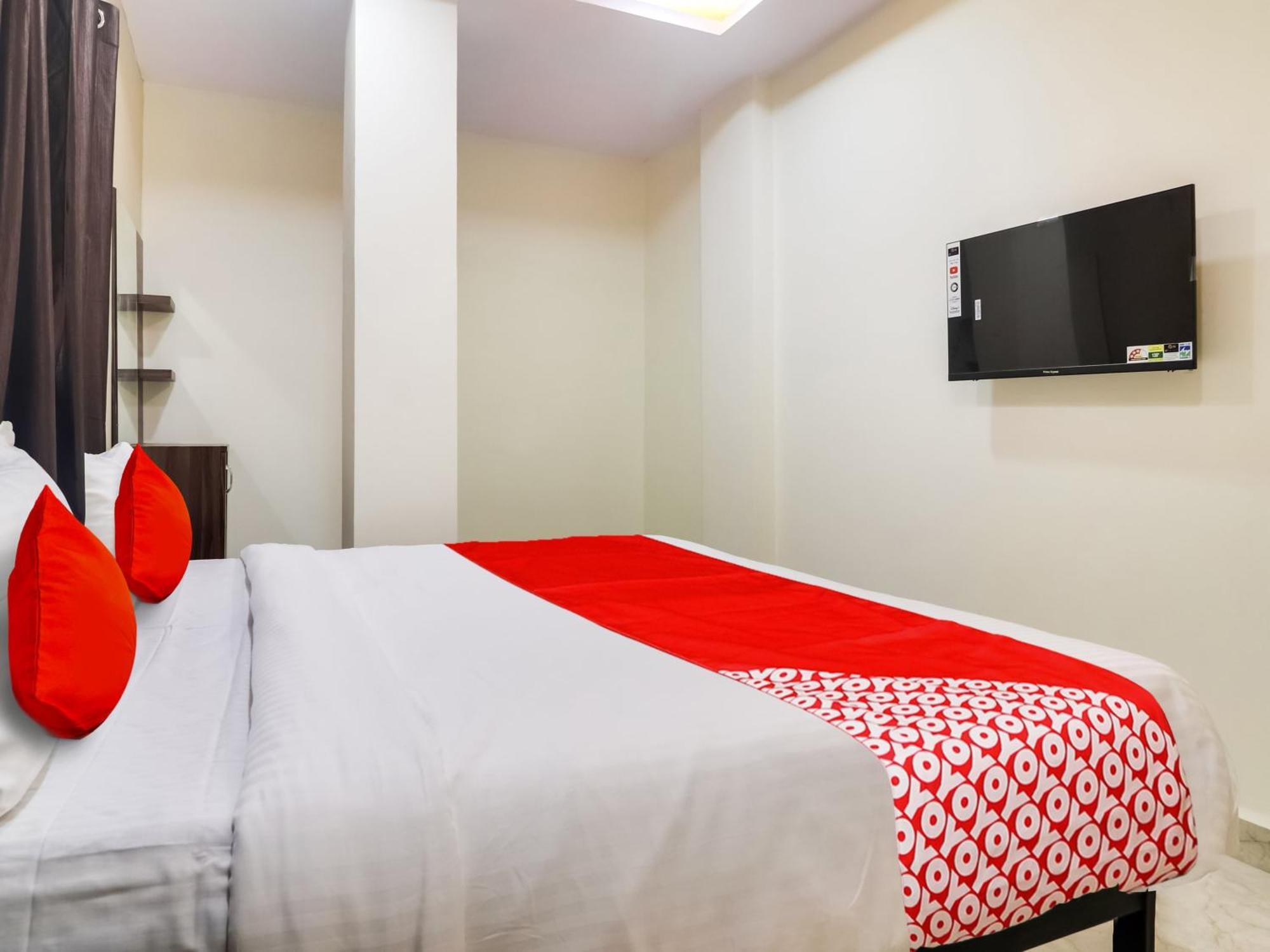 Hotel O Red Stone Hotels 海得拉巴 外观 照片