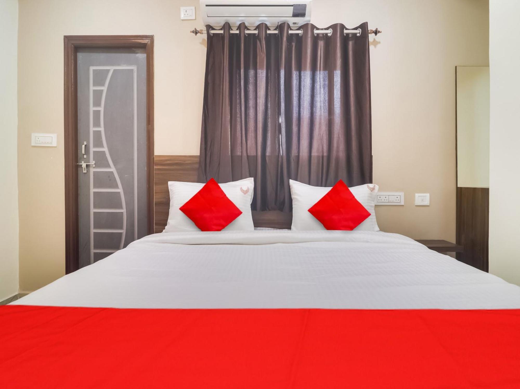 Hotel O Red Stone Hotels 海得拉巴 外观 照片