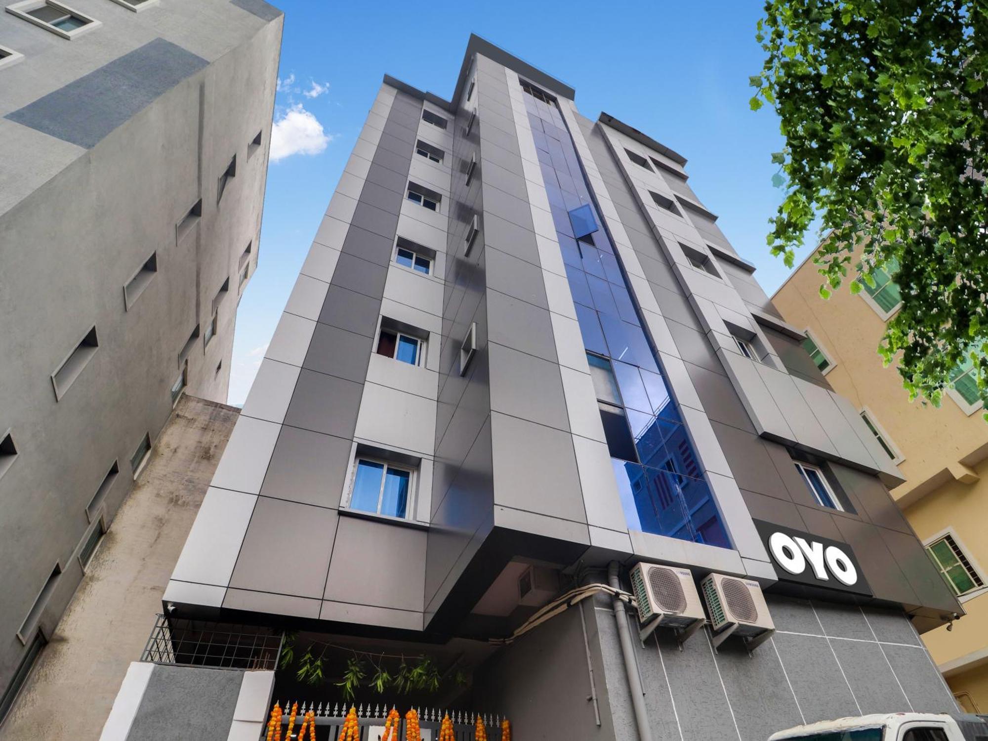 Hotel O Red Stone Hotels 海得拉巴 外观 照片